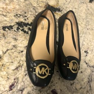 MK black flats 7